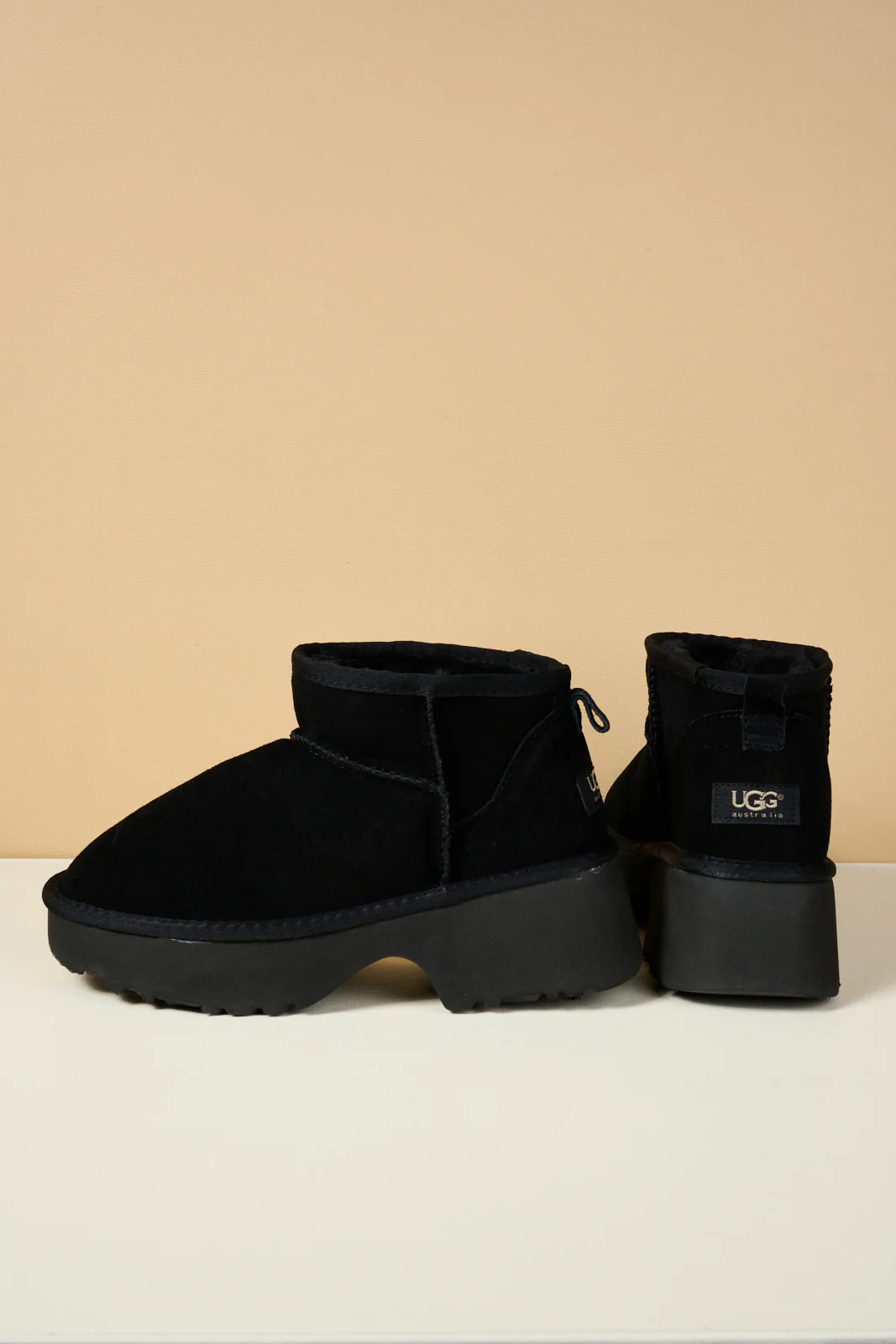 SMAIBULUN Ugg | Ultimate Platform Ankle Boots - black - Image 14