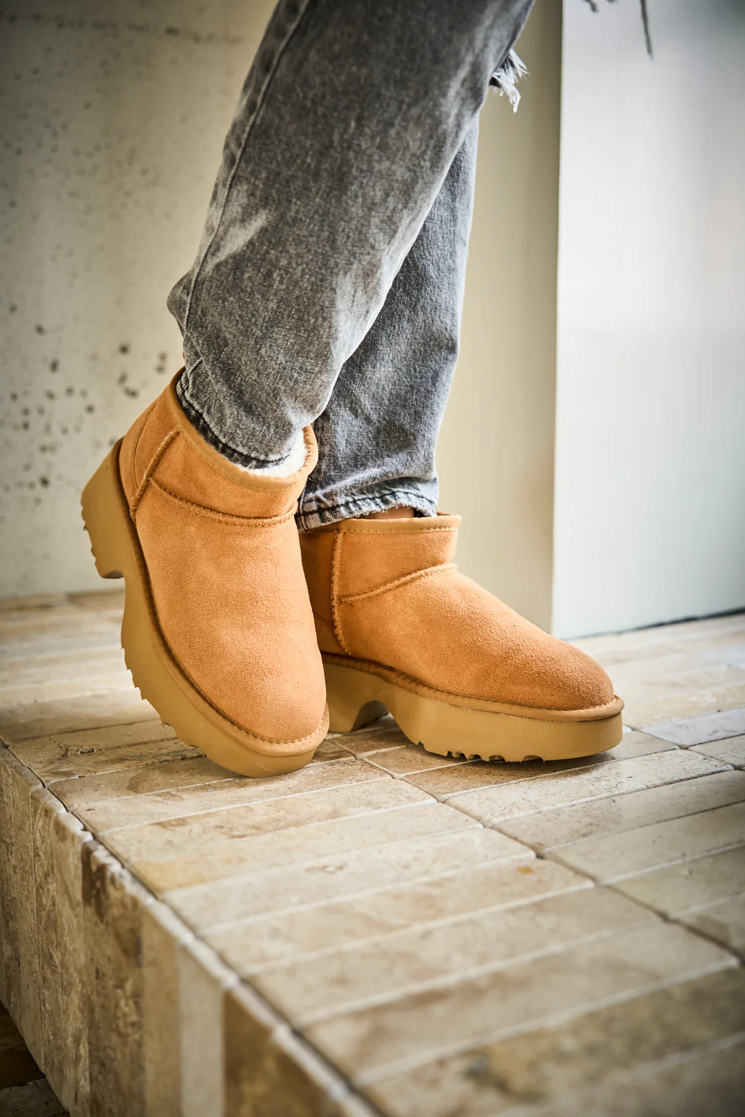 SMAIBULUN Ugg | Ultimate Platform Ankle Boots - chestnut - Image 3