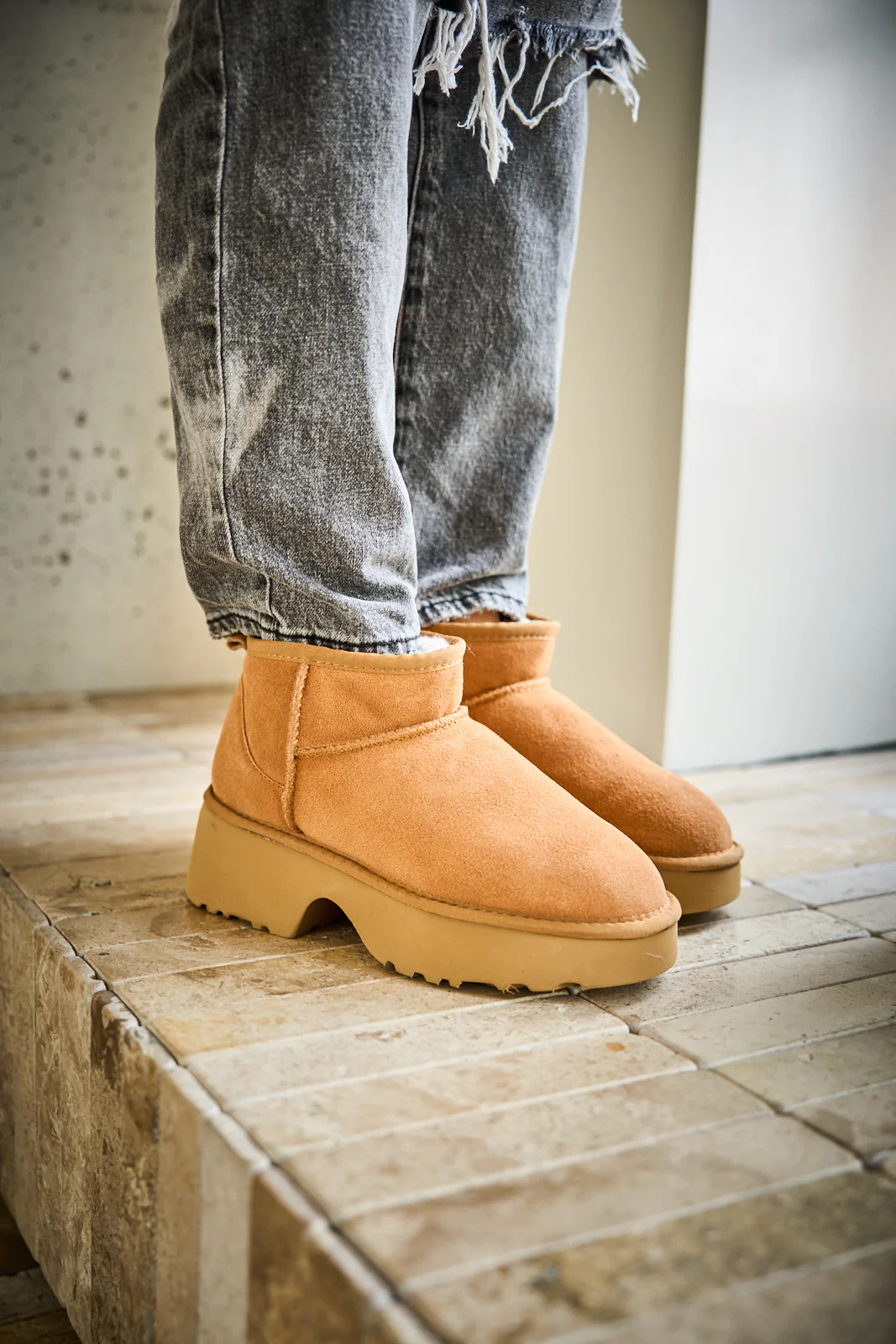 SMAIBULUN Ugg | Ultimate Platform Ankle Boots - chestnut - Image 7