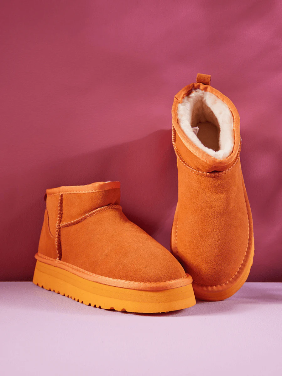 Smaibulun Ugg | Ultra Mini Platform Low Ankle Boot - Cheddar - Image 8