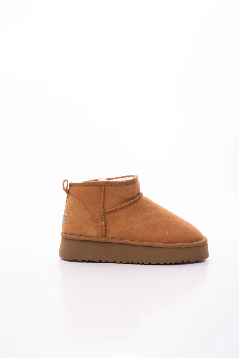 Smaibulun Ugg | Ultra Mini Platform Low Ankle Boot - Chestnut - Image 11