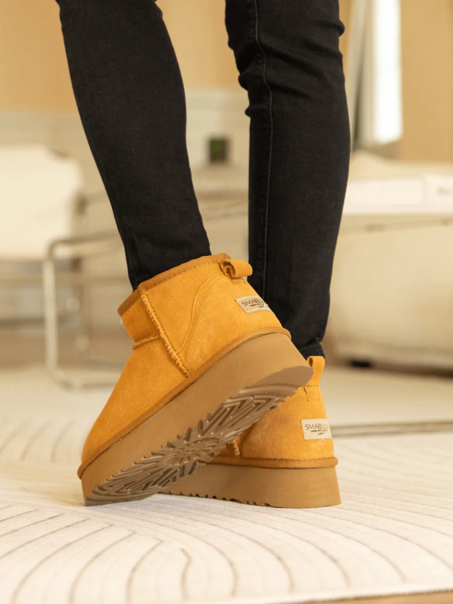 Smaibulun Ugg | Ultra Mini Platform Low Ankle Boot - Chestnut - Image 8