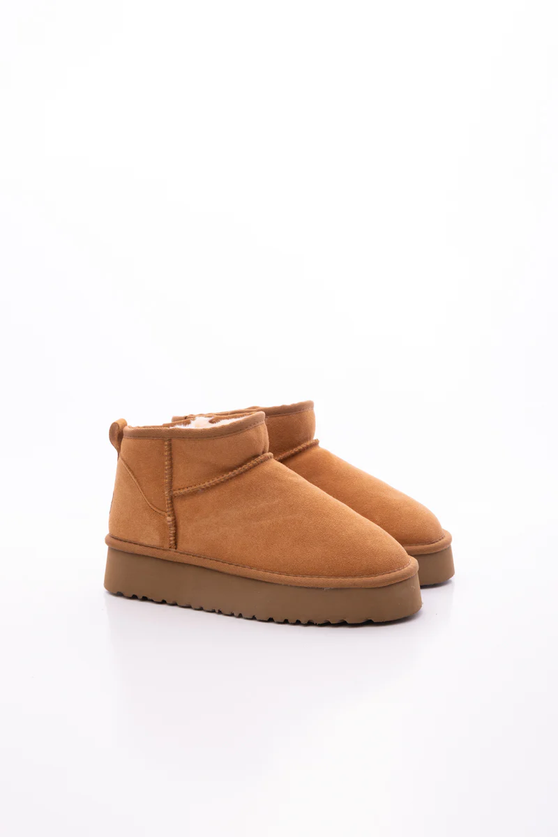 Smaibulun Ugg | Ultra Mini Platform Low Ankle Boot - Chestnut - Image 9