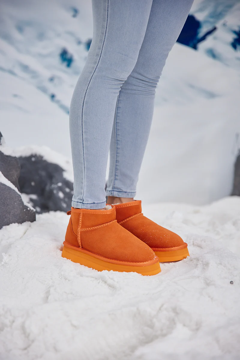 Smaibulun Ugg | Ultra Mini Platform Low Ankle Boot - Orange - Image 5