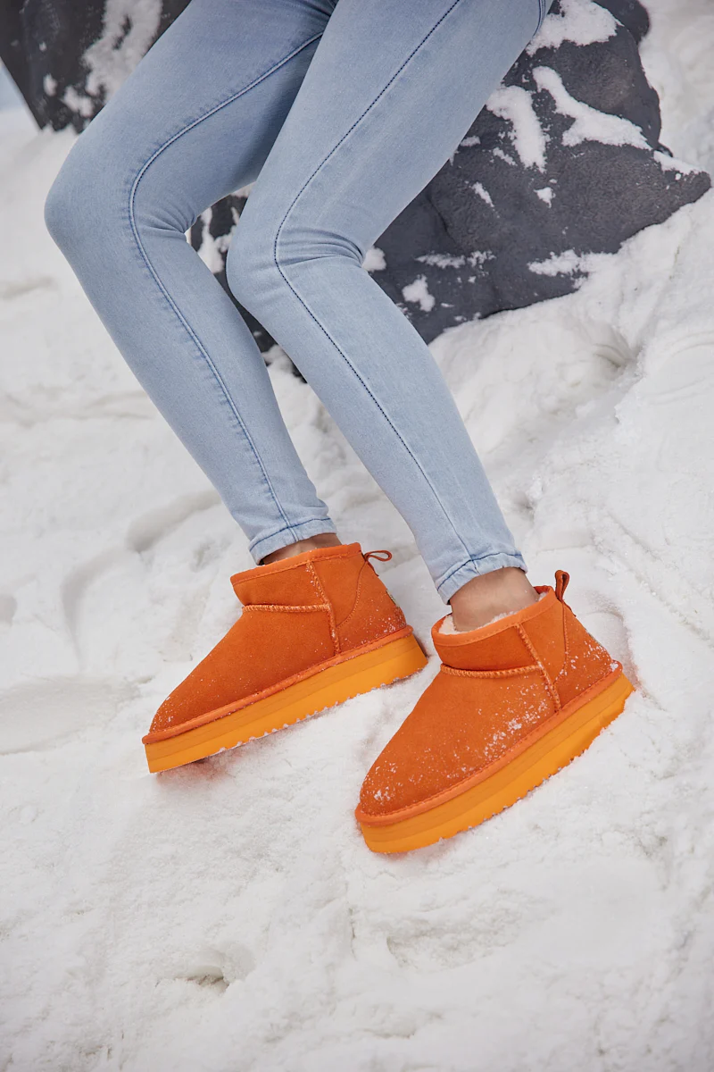 Smaibulun Ugg | Ultra Mini Platform Low Ankle Boot - Orange - Image 8