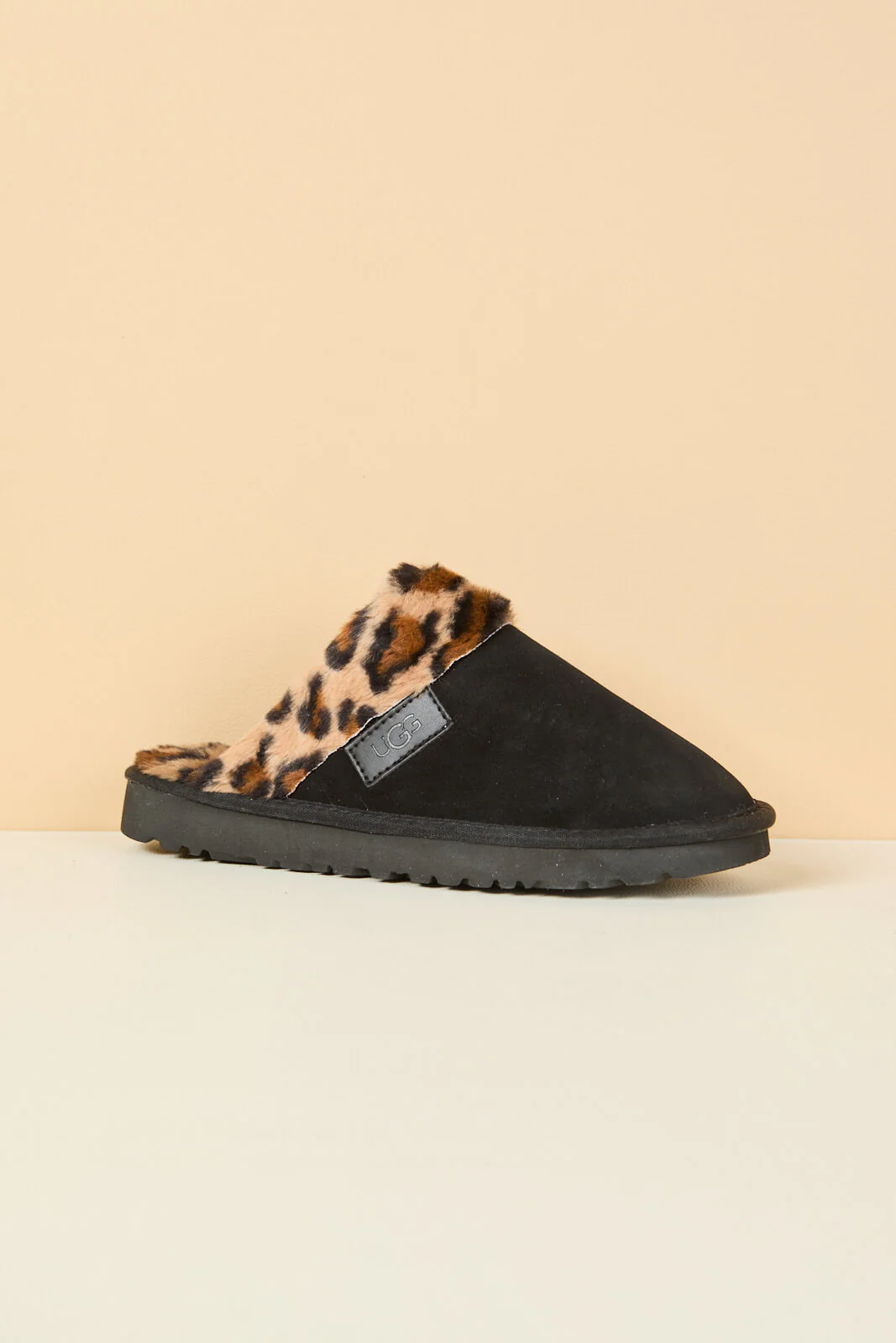 SMAIBULUN Ugg | Wild Whisper Animal Wool Lined Slipper - black - Image 12