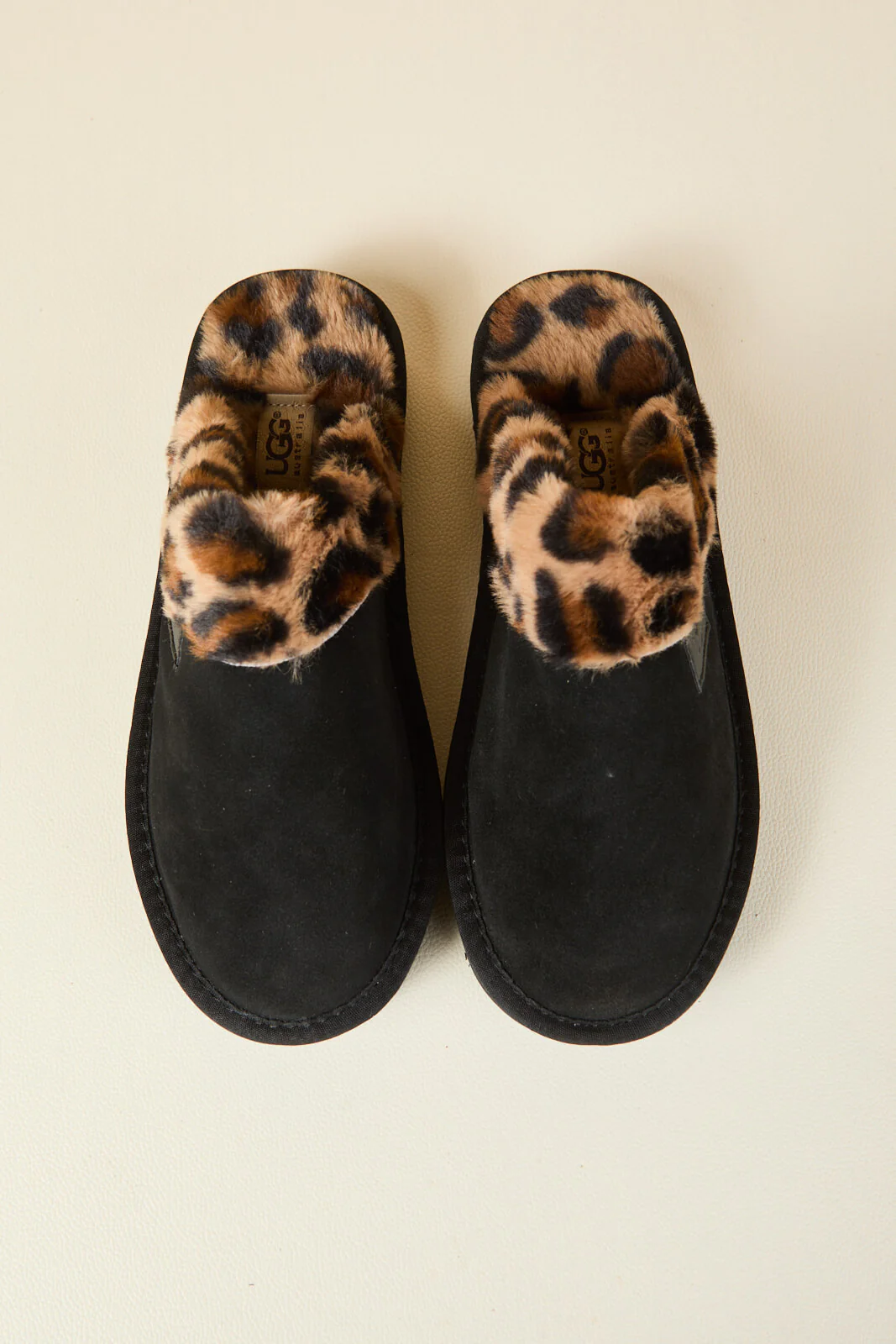 SMAIBULUN Ugg | Wild Whisper Animal Wool Lined Slipper - black - Image 14