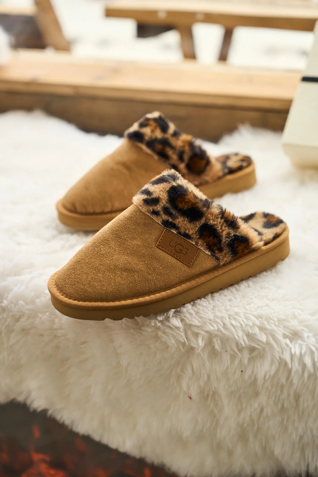 SMAIBULUN Ugg | Wild Whisper Animal Wool Lined Slipper - chestnut - Image 9
