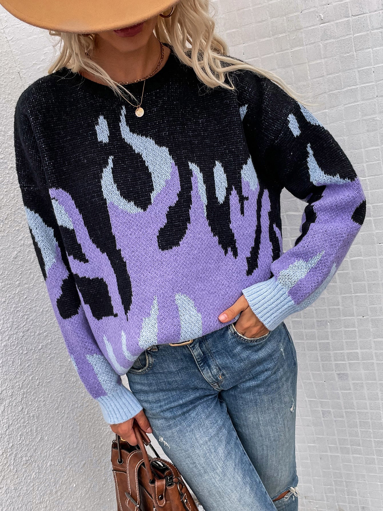 Smaibulun | Violet Flame Black Knit Sweater - Image 5