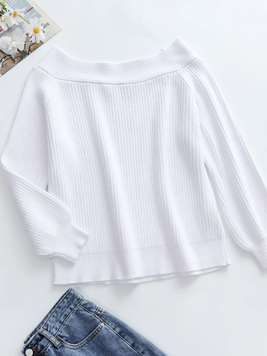 Smaibulun | White Bell-Sleeve Off-Shoulder Knit Sweater