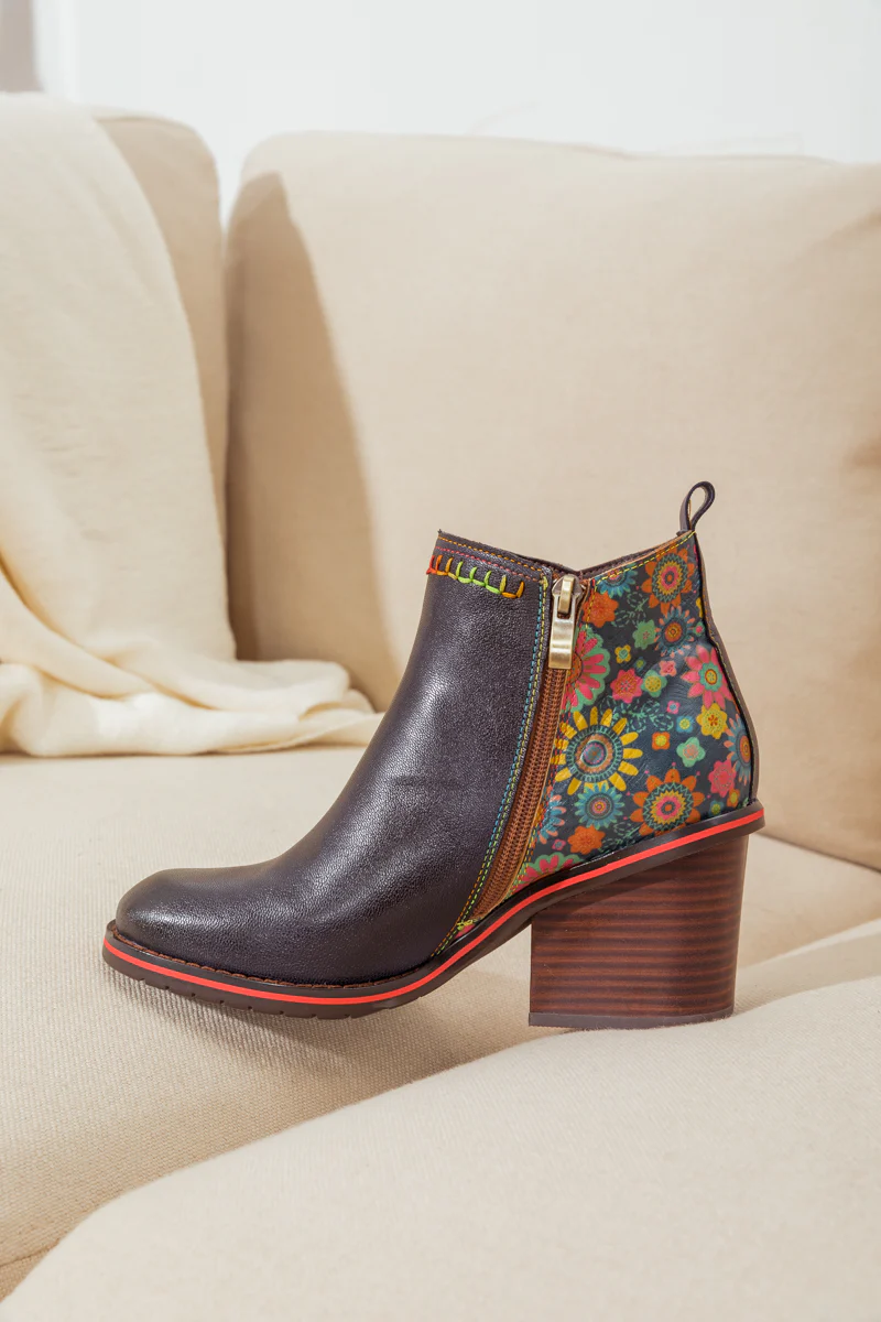 SOFFIA | ABSTRACT BLOCK HEEL LEATHER ANKLE BOOT - Image 10