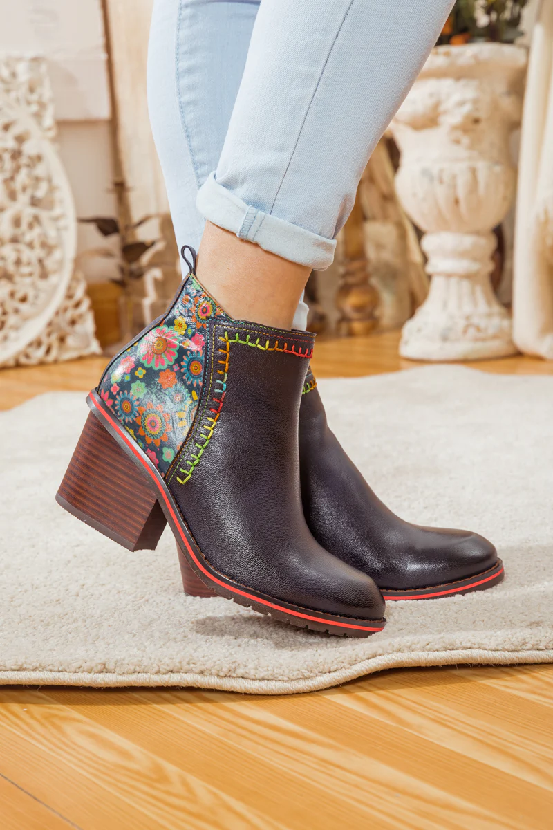 SOFFIA | ABSTRACT BLOCK HEEL LEATHER ANKLE BOOT - Image 3