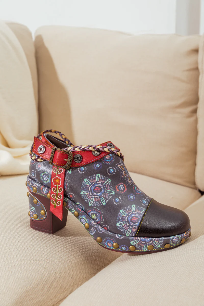 SOFFIA | ABSTRACT LEATHER LOW ANKLE BOOTIE - Image 3