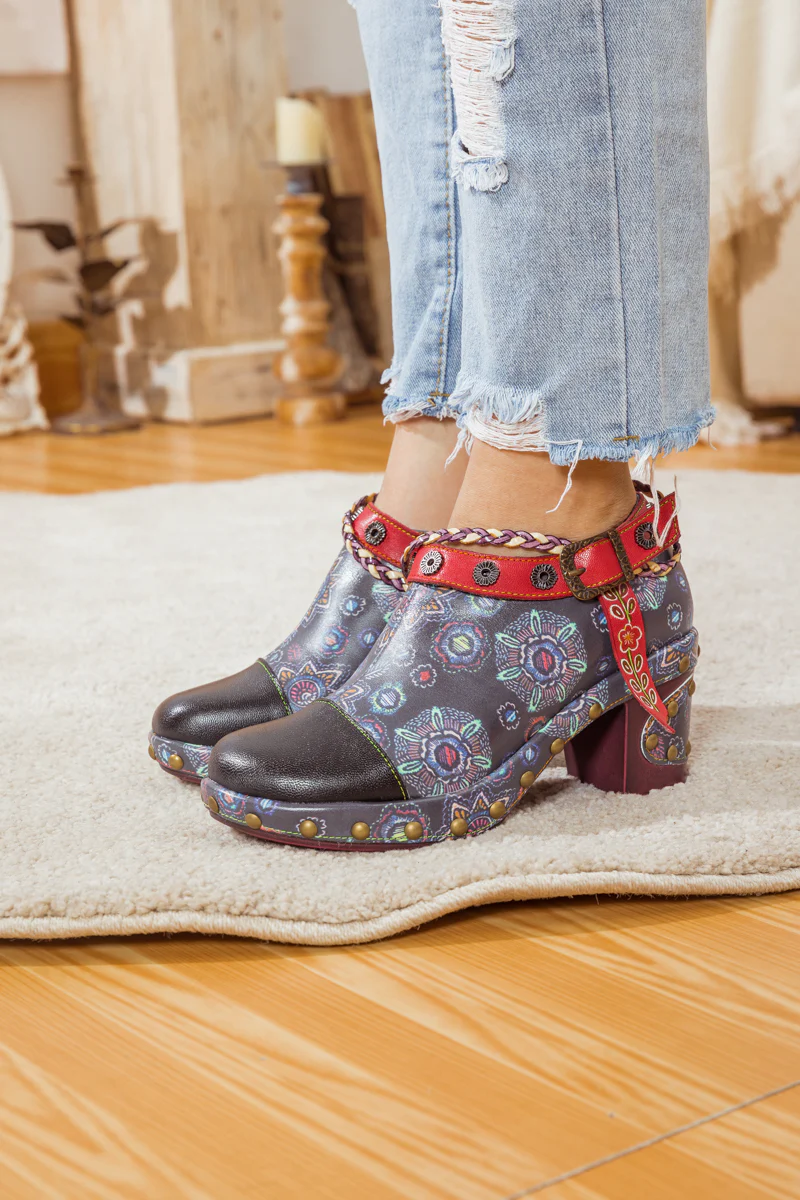 SOFFIA | ABSTRACT LEATHER LOW ANKLE BOOTIE - Image 7