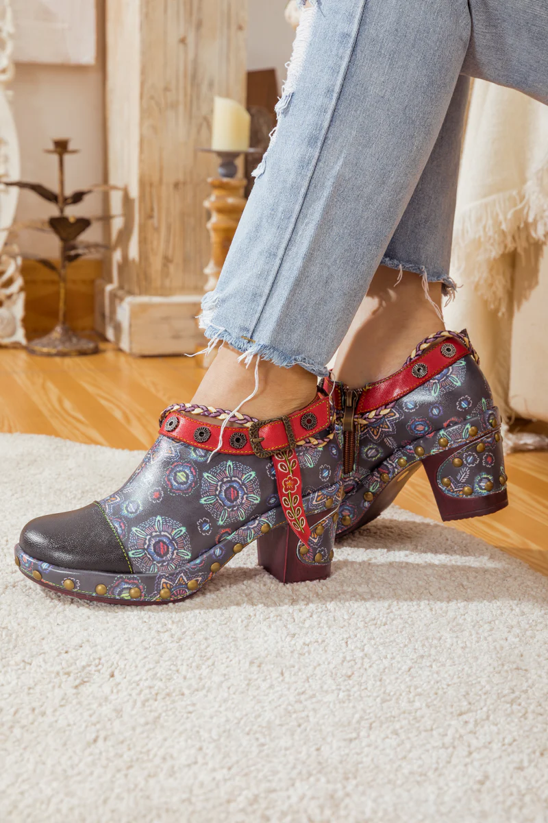 SOFFIA | ABSTRACT LEATHER LOW ANKLE BOOTIE - Image 8