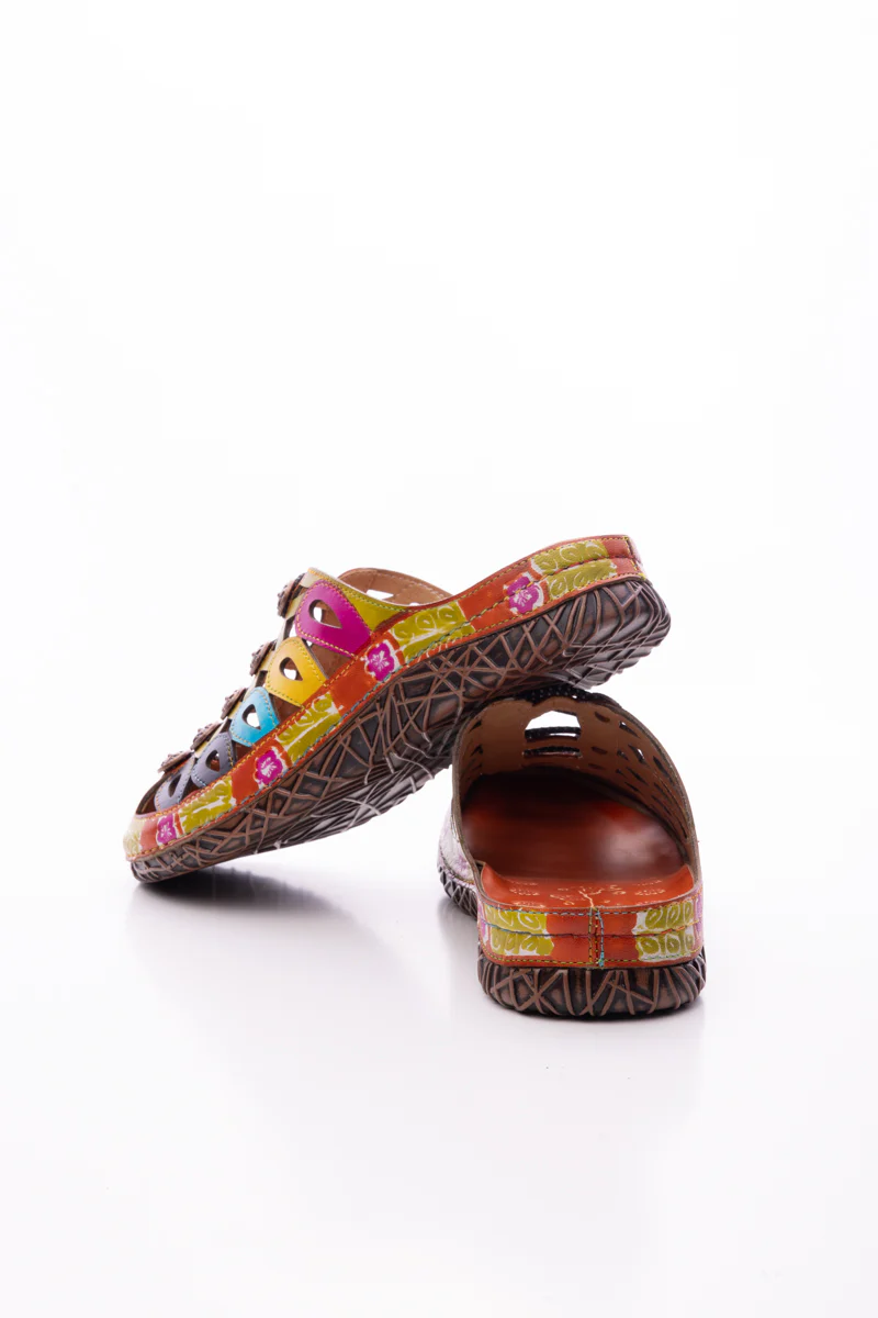 SOFFIA | ANNADALE CUT-OUT FLORAL LEATHER SANDAL - Image 12