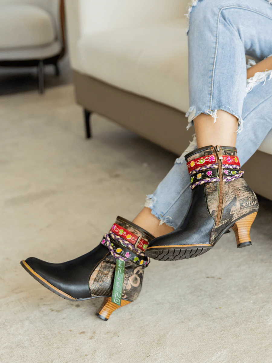 Soffia | Around Courtyard Leather Ankle Bootie - Image 6