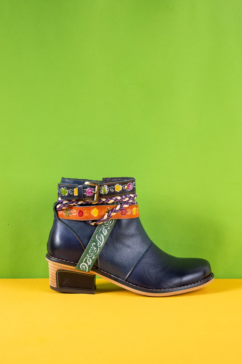 Soffia | Barry Western Leather Ankle Bootie - Image 10
