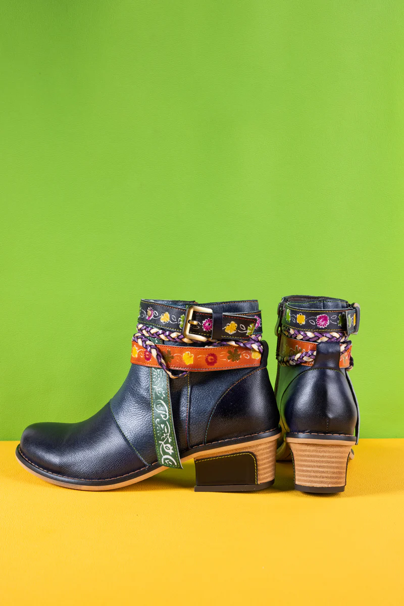 Soffia | Barry Western Leather Ankle Bootie - Image 11