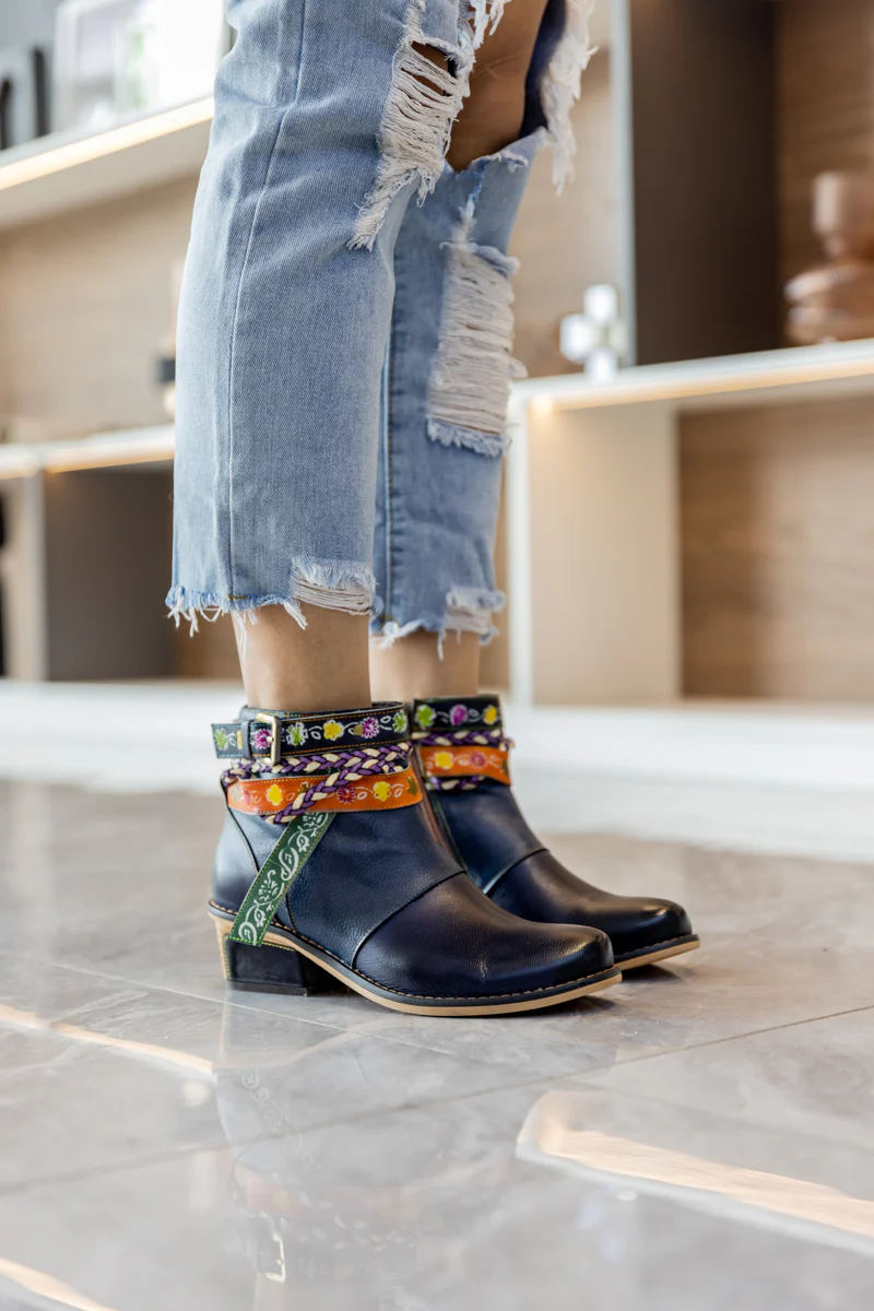 Soffia | Barry Western Leather Ankle Bootie - Image 4