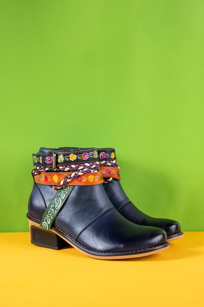 Soffia | Barry Western Leather Ankle Bootie - Image 9