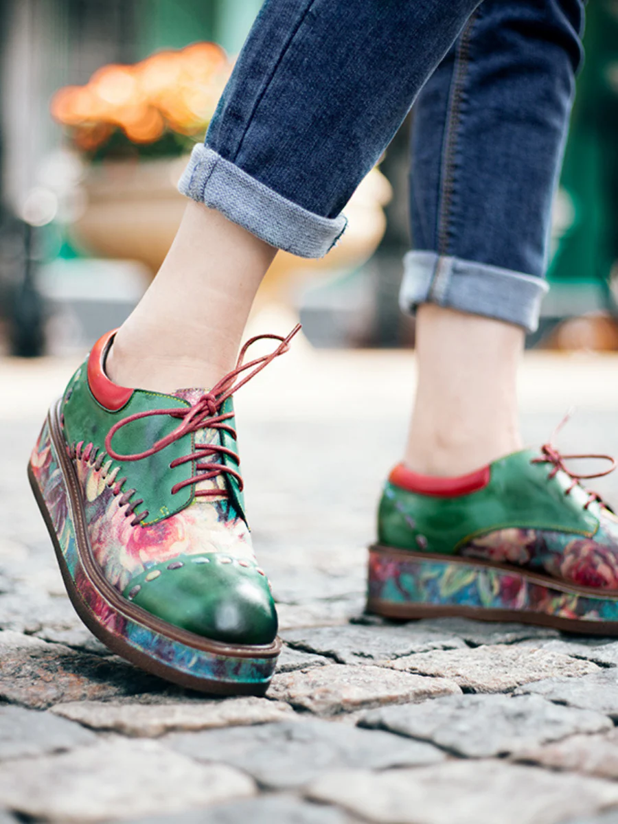 SOFFIA | Brush Craft Emerald Floral Leather Oxford - Image 3