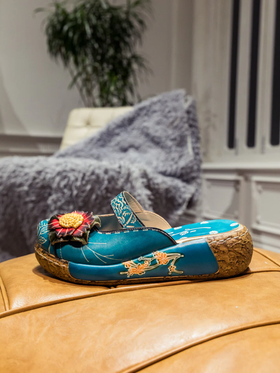 SOFFIA | Genuine Leather Cerulean Ribbed-Sole Clogs - Image 7