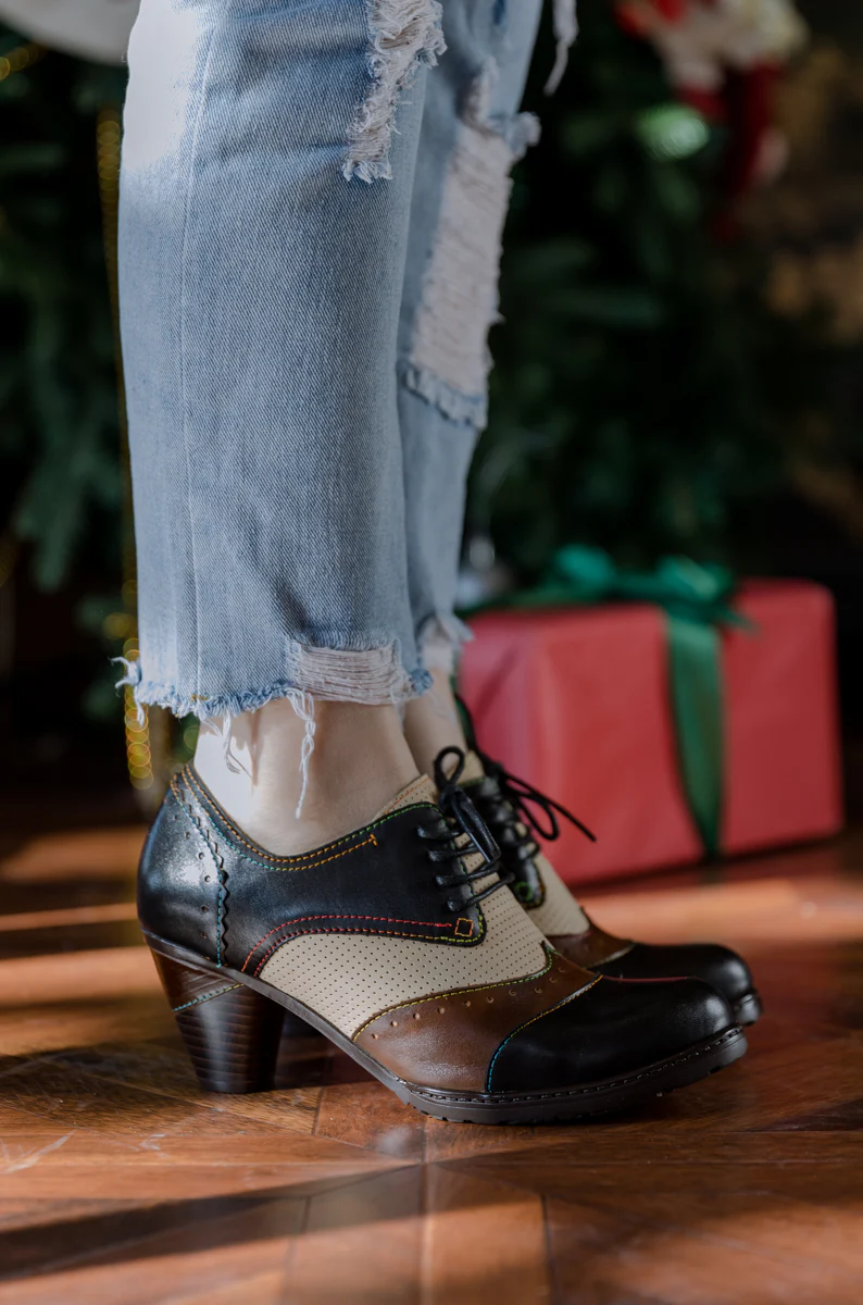 SOFFIA | COLOR BLOCK BLOCK HEEL LEATHER OXFORD - BLACK - Image 4