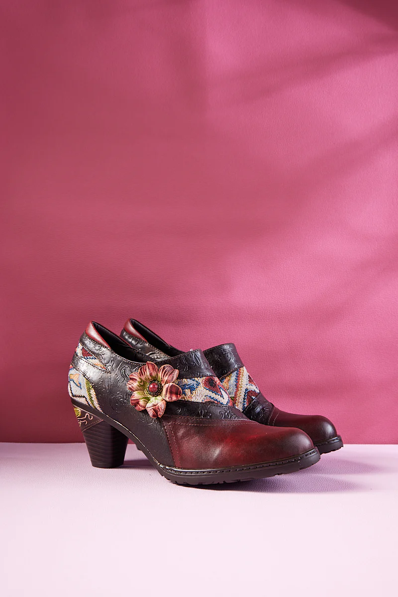 Soffia | Daisy Day Floral Embossed Leather Pump - Image 7
