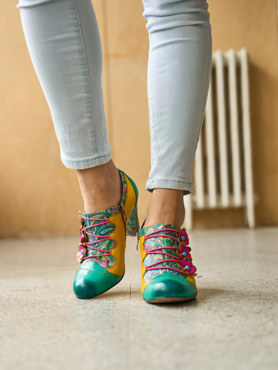 Soffia | Douce Marguerite Leather Pump Brogues - Image 2