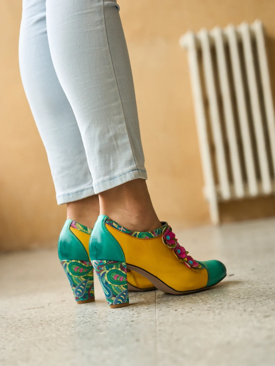 Soffia | Douce Marguerite Leather Pump Brogues - Image 6