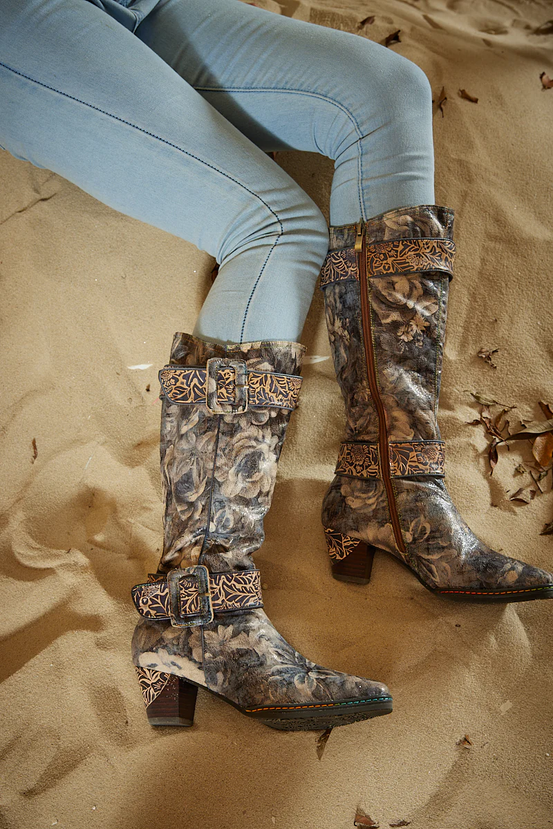 Soffia | Ferris Wide Calf Leather Knee High Boots - Image 5