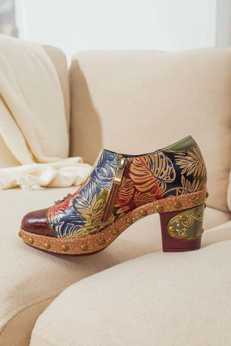 SOFFIA | FLORAL APPLIQUED LEATHER LOAFER - Image 10
