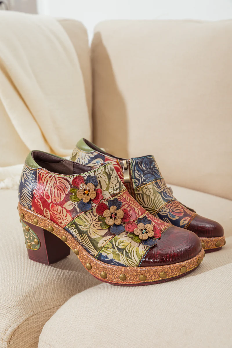 SOFFIA | FLORAL APPLIQUED LEATHER LOAFER - Image 12