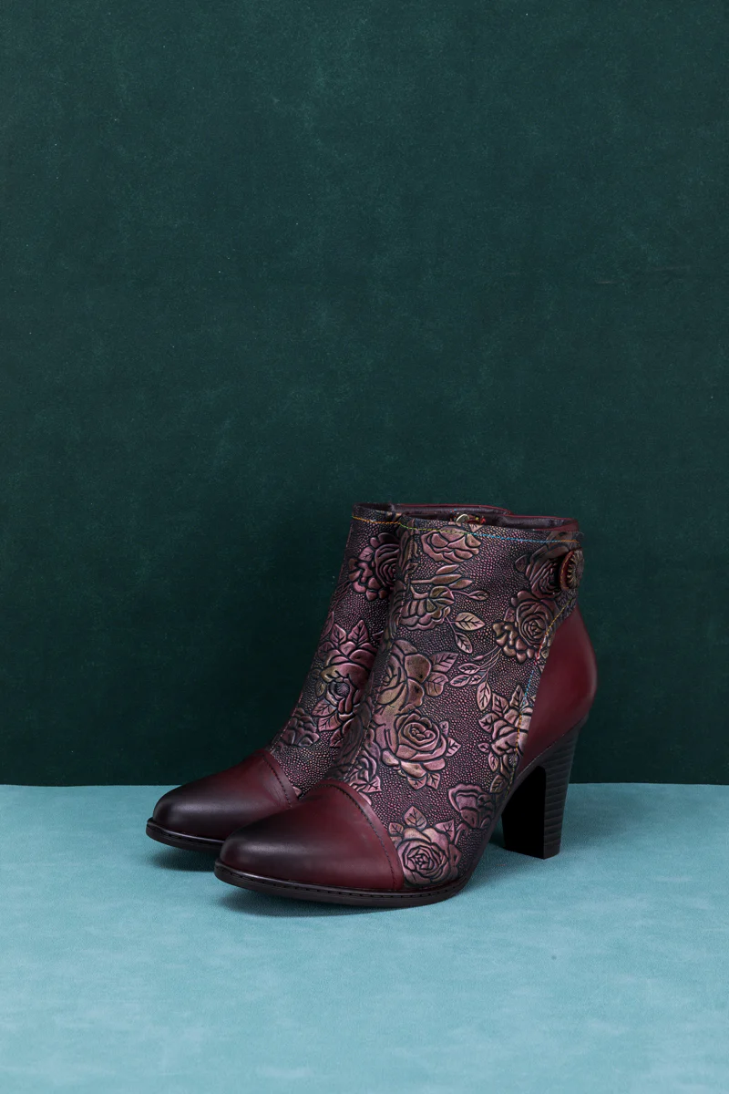 SOFFIA | FLORAL EMBOSSED METALLIC LEATHER ANKLE BOOT - CLARET - Image 9
