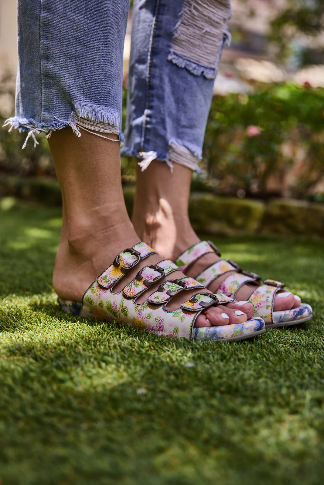 Soffia | Garden Bliss Floral Leather Footbed Sandals - Image 6