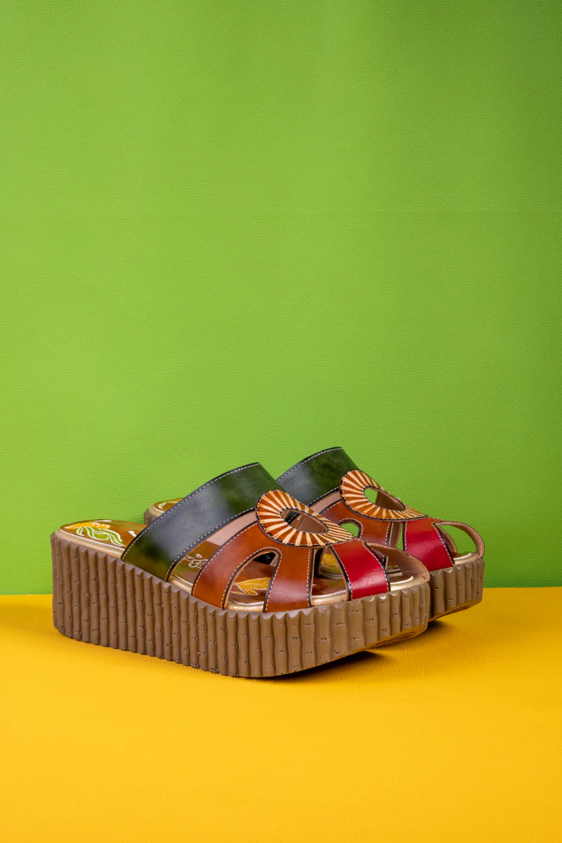 Soffia | Helcionella Cut-Out Leather Clog - Image 3