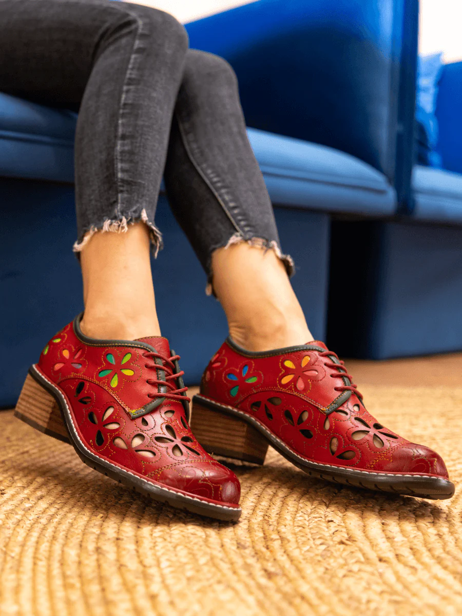 SOFFIA | IT JUST DAISY PERFORATED LEATHER OXFORD - Image 8