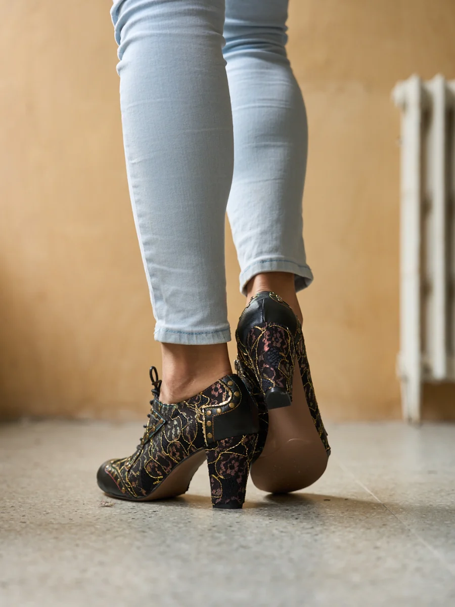 Soffia | Jingle My Way Stud Embellished Jacquard Oxford - Image 11