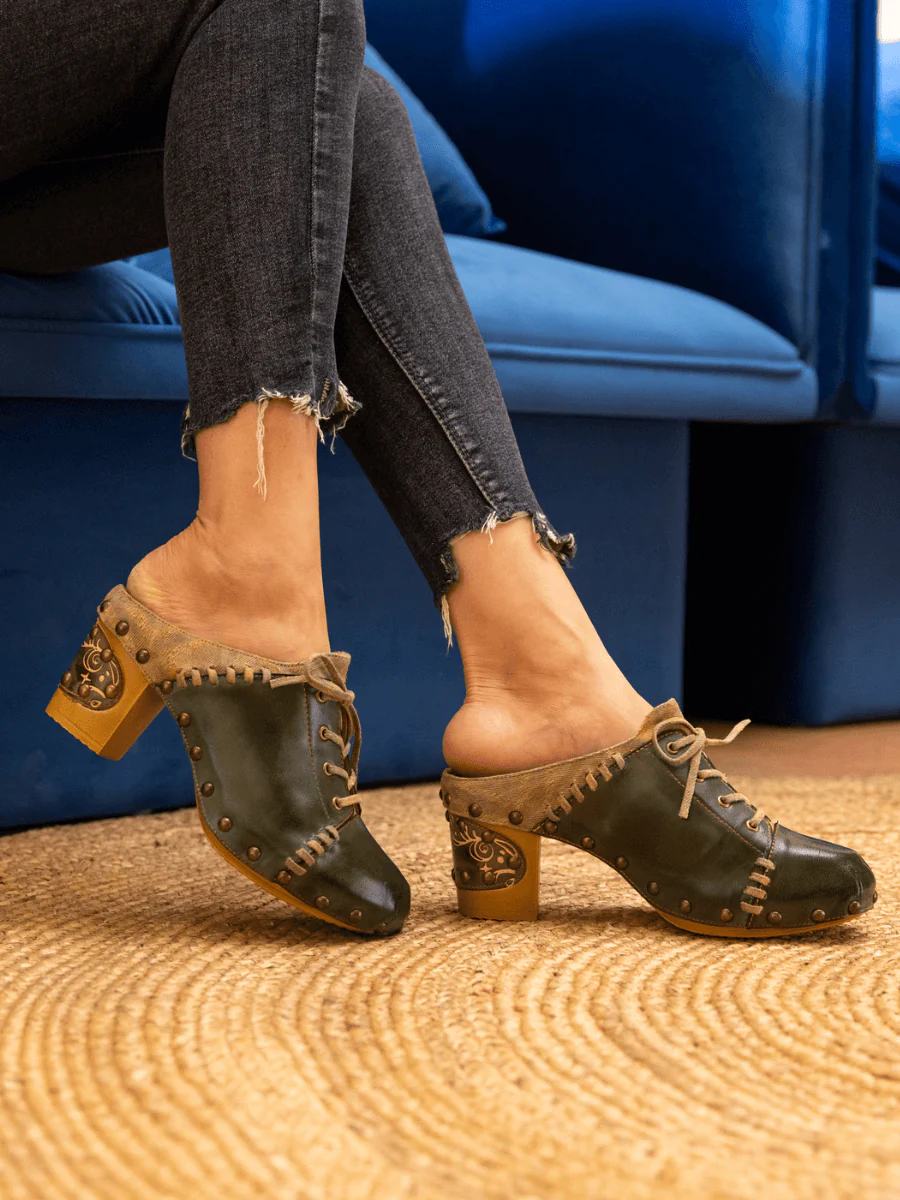 SOFFIA | KAIRO STUDDED STITCH LEATHER CLOG - Image 8