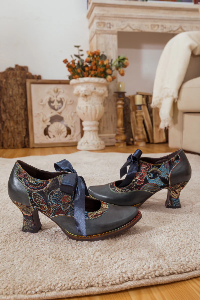 SOFFIA | LACE BOW NAVY LEATHER MARY JANE PUMP - Image 8