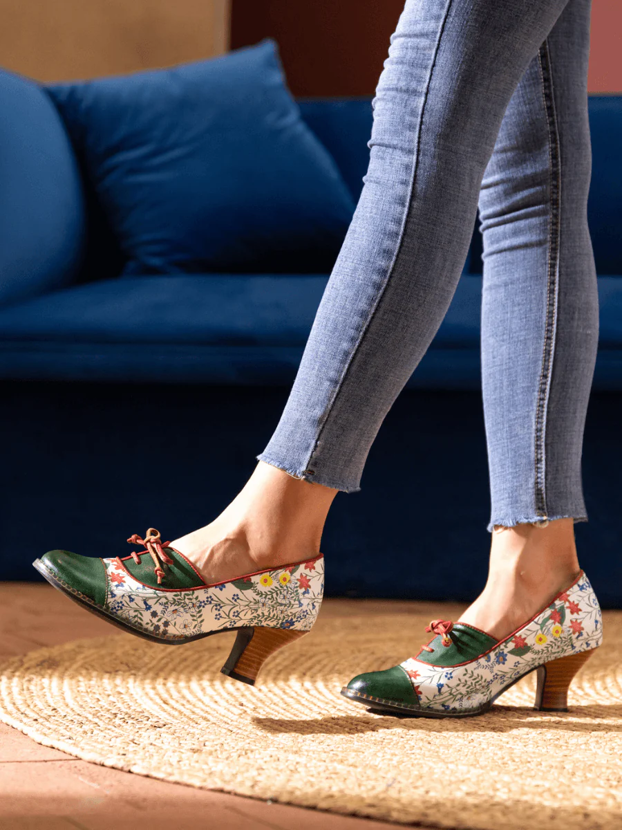 SOFFIA | LILY FLORAL KITTEN HEEL LEATHER PUMP - Image 4