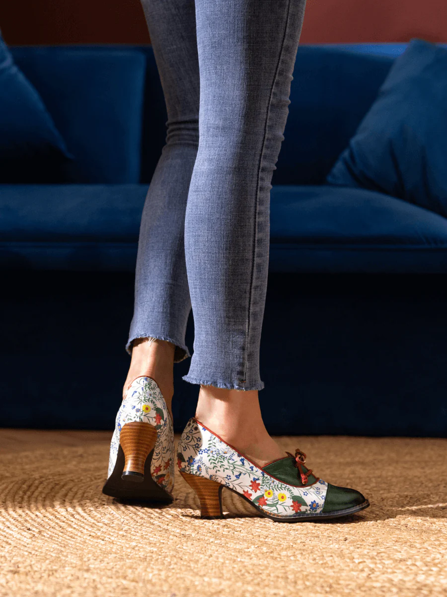 SOFFIA | LILY FLORAL KITTEN HEEL LEATHER PUMP - Image 8