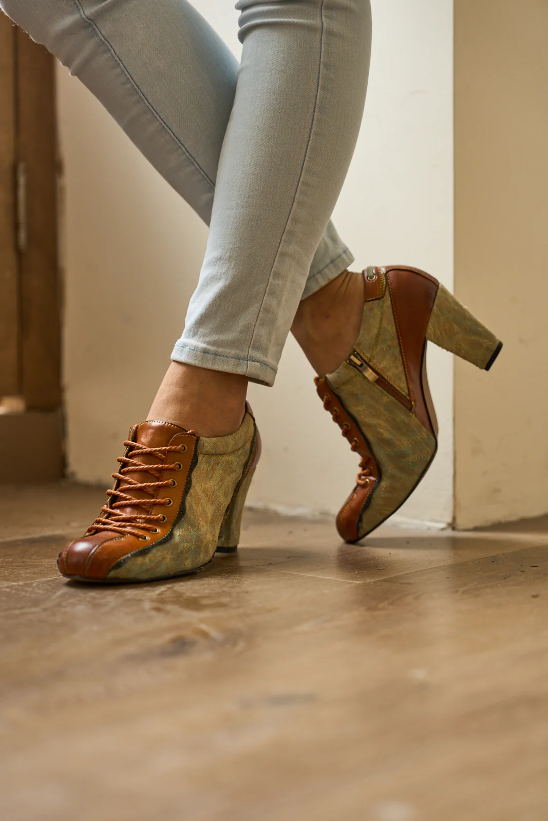 Soffia | Meye Vintage Canvas Rips Leather Brogues - Image 8