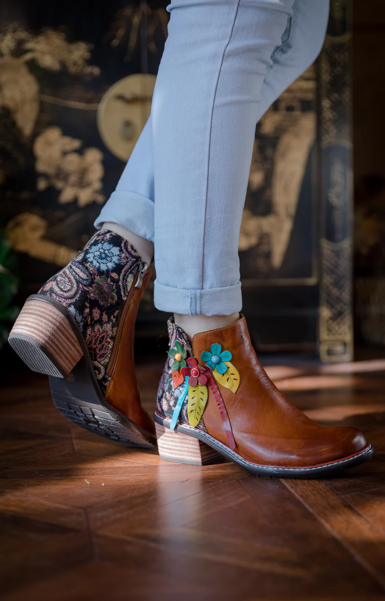 SOFFIA | PETAL APPLIQUE LEATHER ANKLE BOOT - Image 4