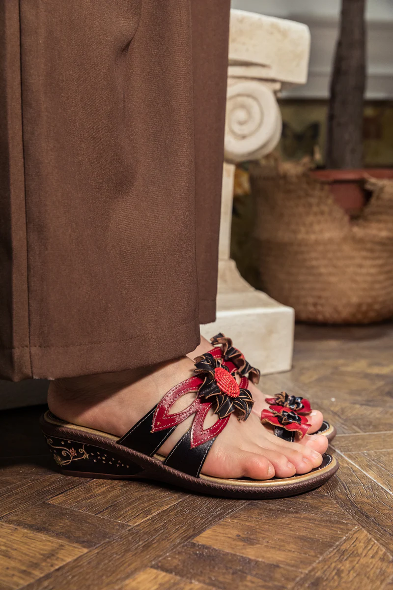 SOFFIA | Genuine Leather Ring Toe Floral Appliqued Flat Flip Flop Sandals - Black - Image 3