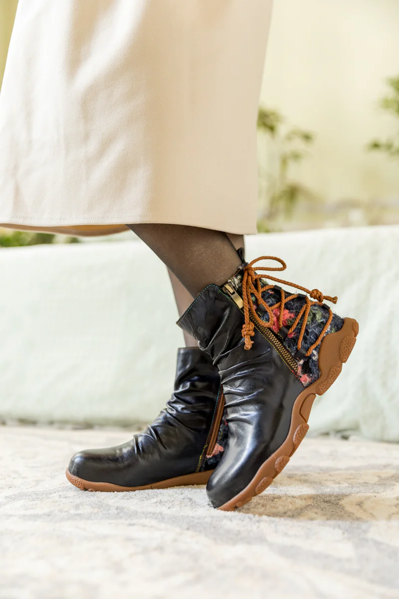 SOFFIA | RUCHED BLACK LEATHER COMBAT BOOT - Image 6