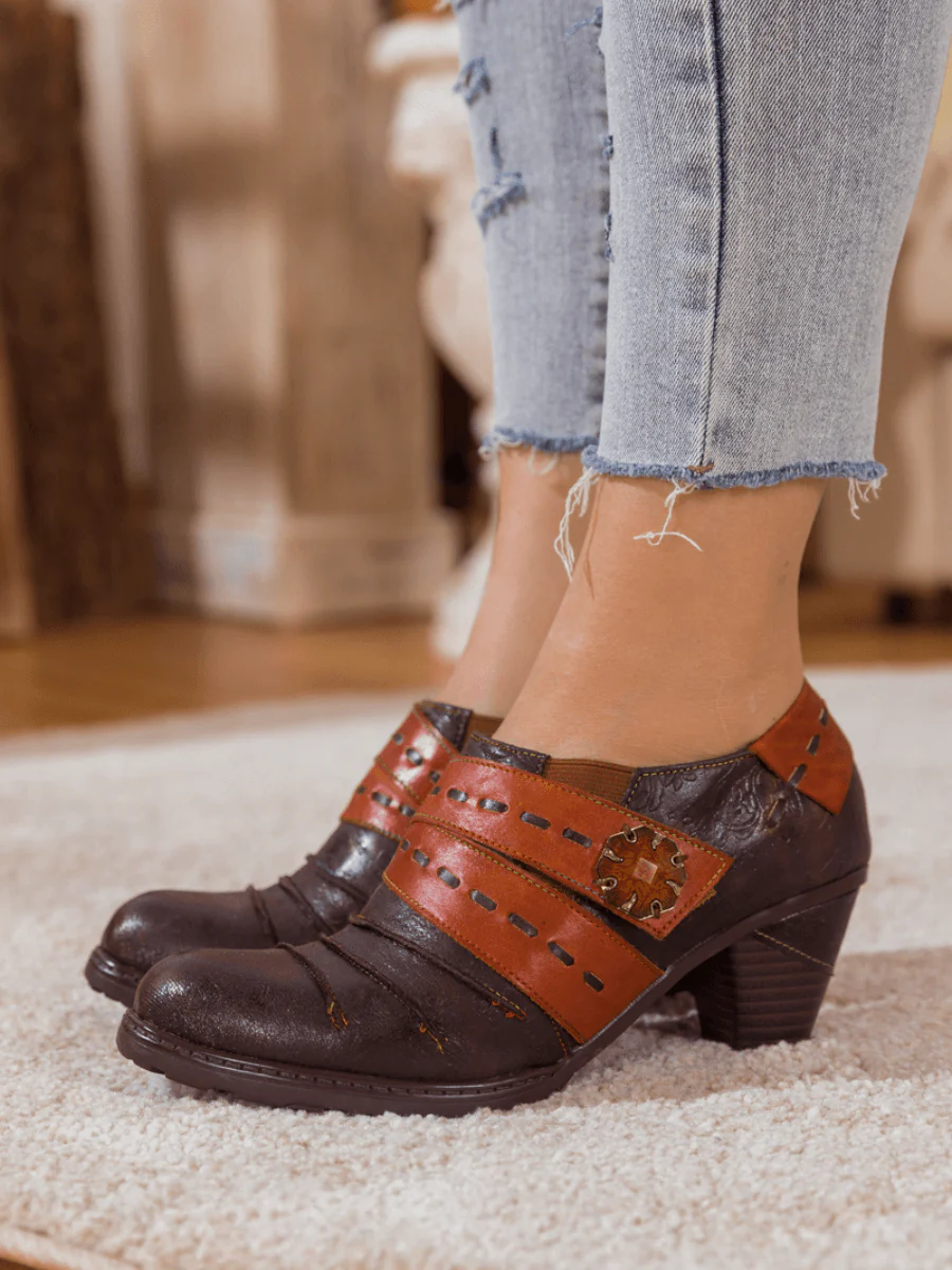 SOFFIA | RUCHED BROWN LEATHER PUMP - Image 3