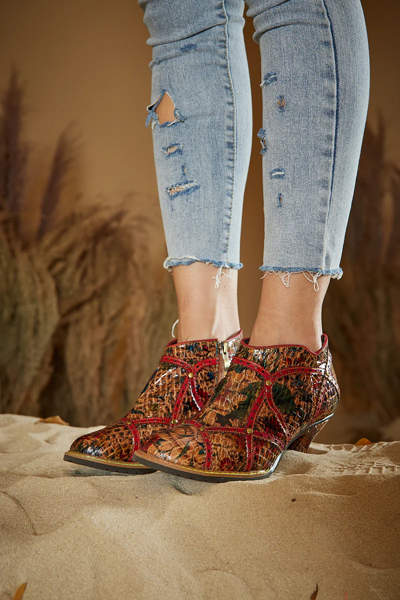 Soffia | Samara Croc Pattern Low Ankle Leather Boots - Image 2