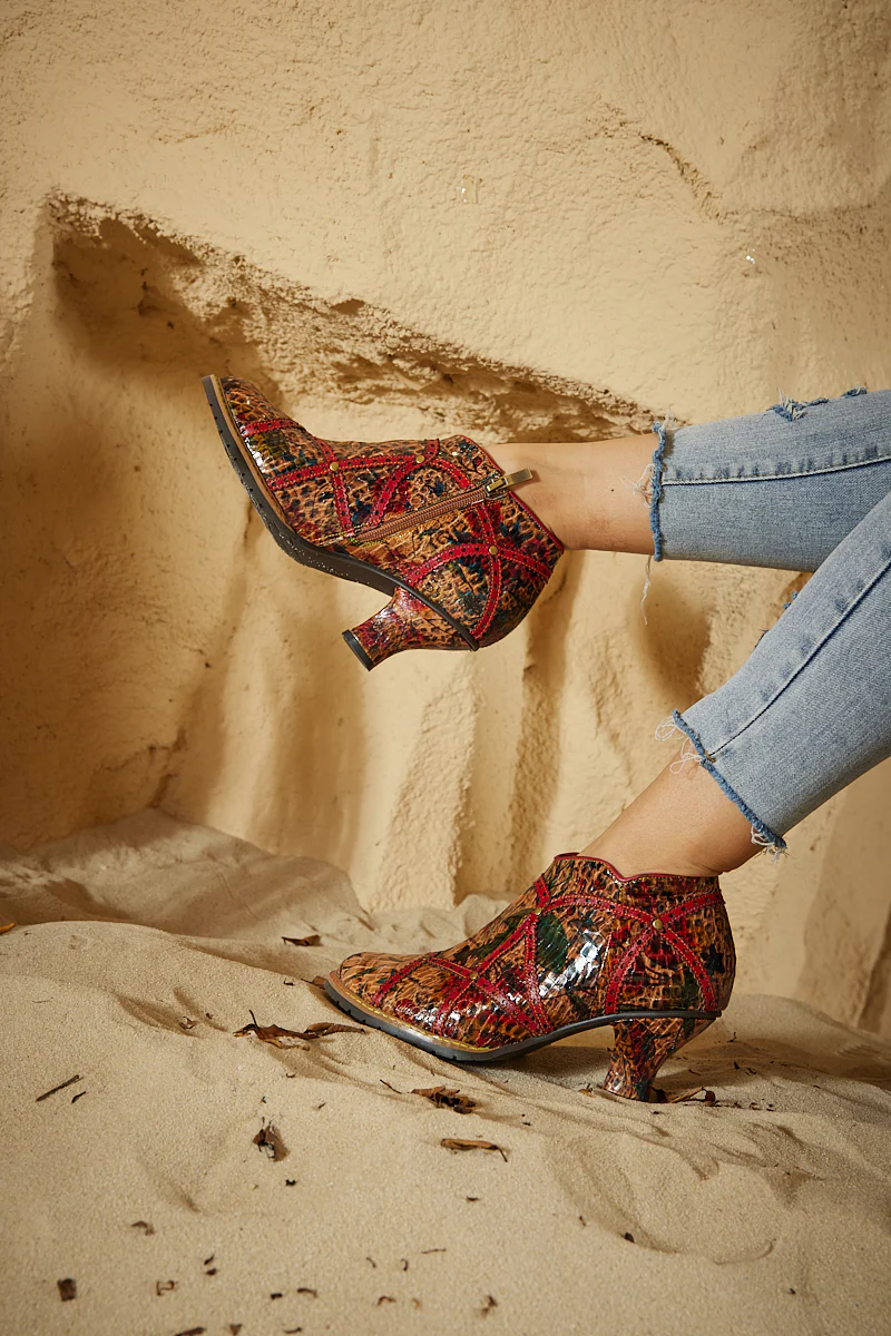 Soffia | Samara Croc Pattern Low Ankle Leather Boots - Image 7